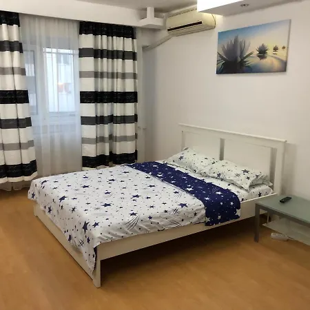 Central Studio Mall Apartament Bukareszt