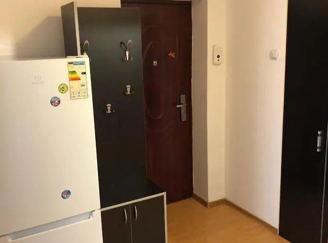 Central Studio Mall *