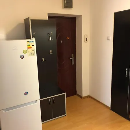 Central Studio Mall *